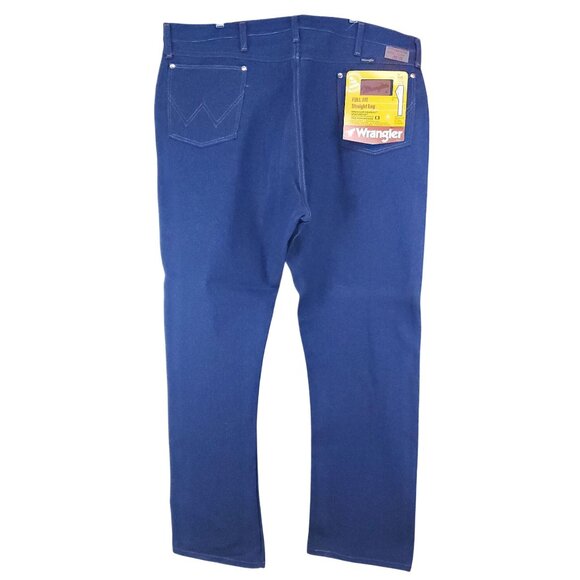 Wrangler Full Fit Straight Leg Jeans Men's Size 44x32 Heavy Weight Dark Wash - Picture 1 of 9